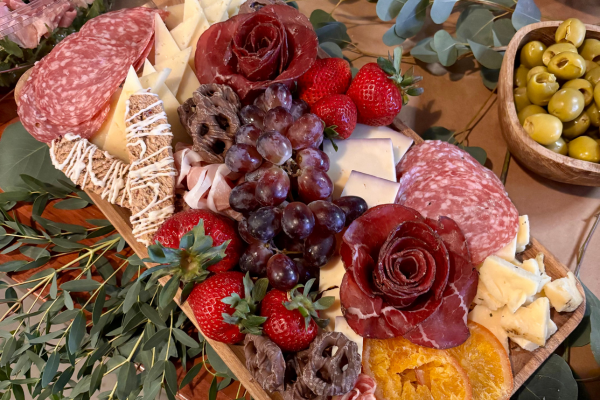 Charcuterie Board Size Guide: How Much Do You Really Need Per Person?